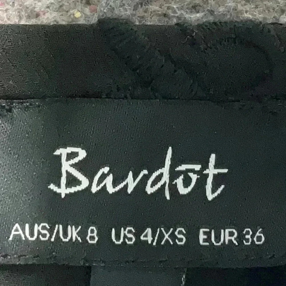 Bardot Black Off The Shoulders Lace Overlay Gracie Midi Dress Size 4 XS - Picture 7 of 9